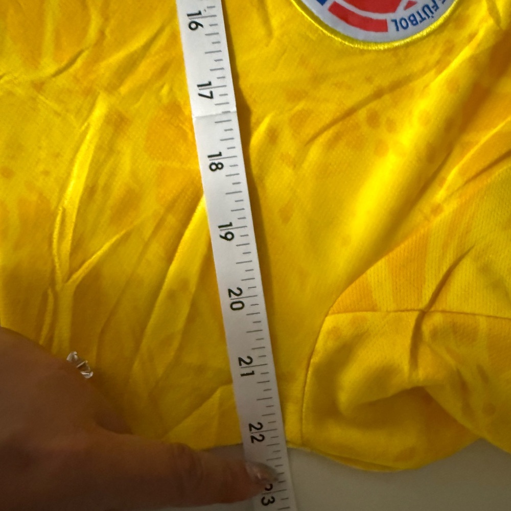 Colombia World Cup ‘26 Home Jersey FANS EDITION - Picture 4 of 5